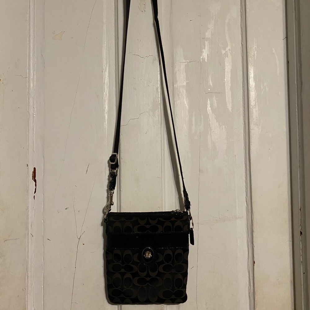 Crossbody Coach